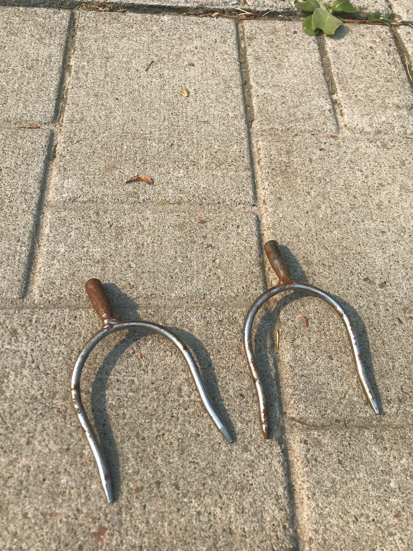 English slip on spurs
