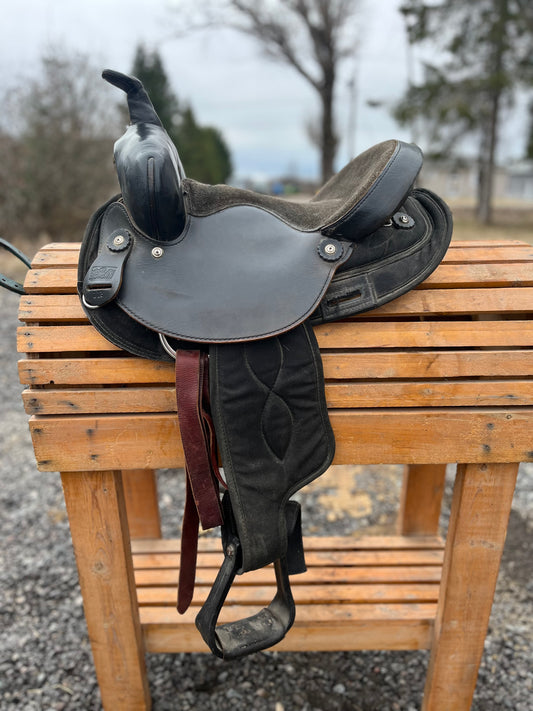 13” big horn barrel saddle