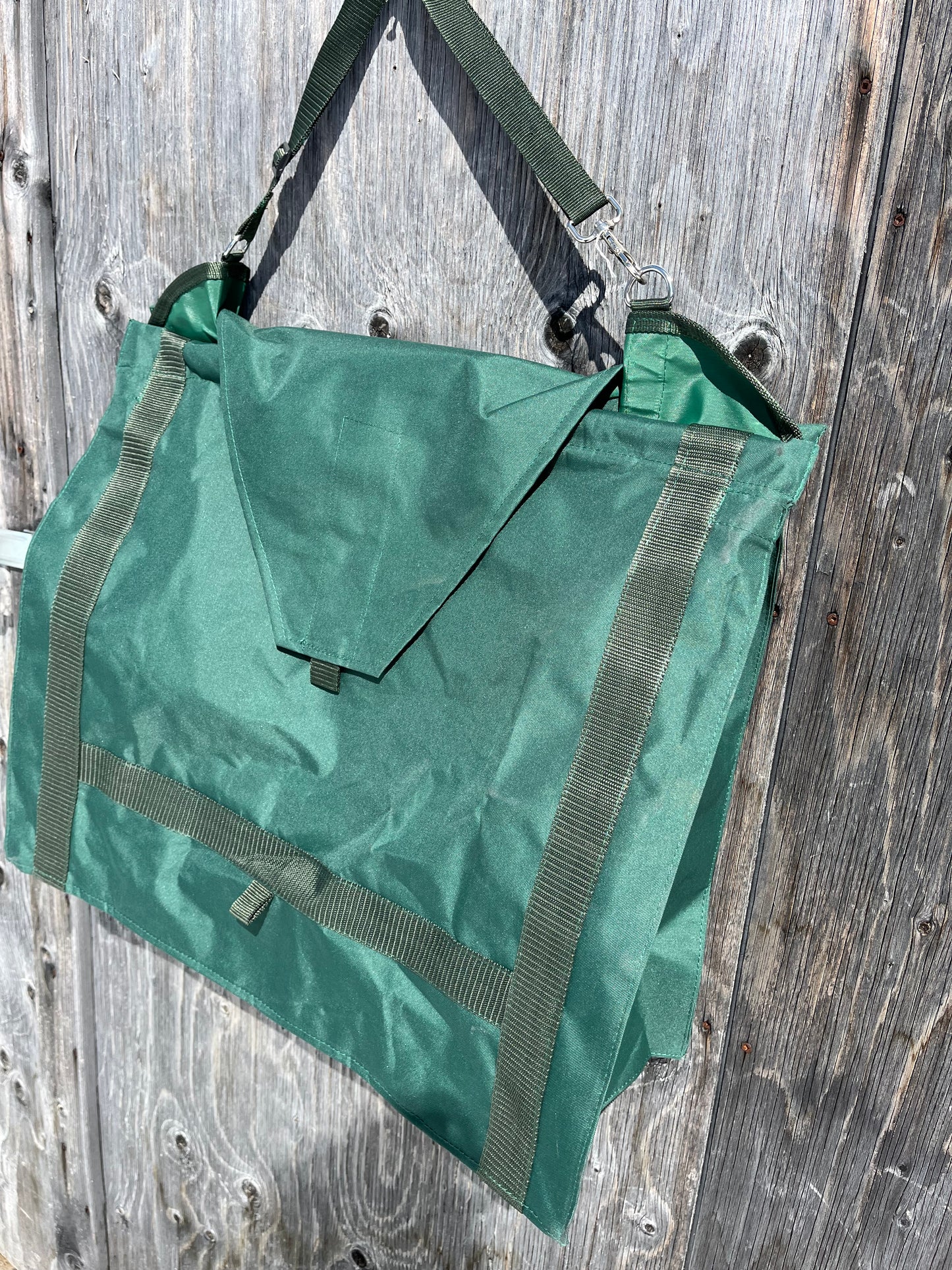 Top load hunter green slow feed hay bag