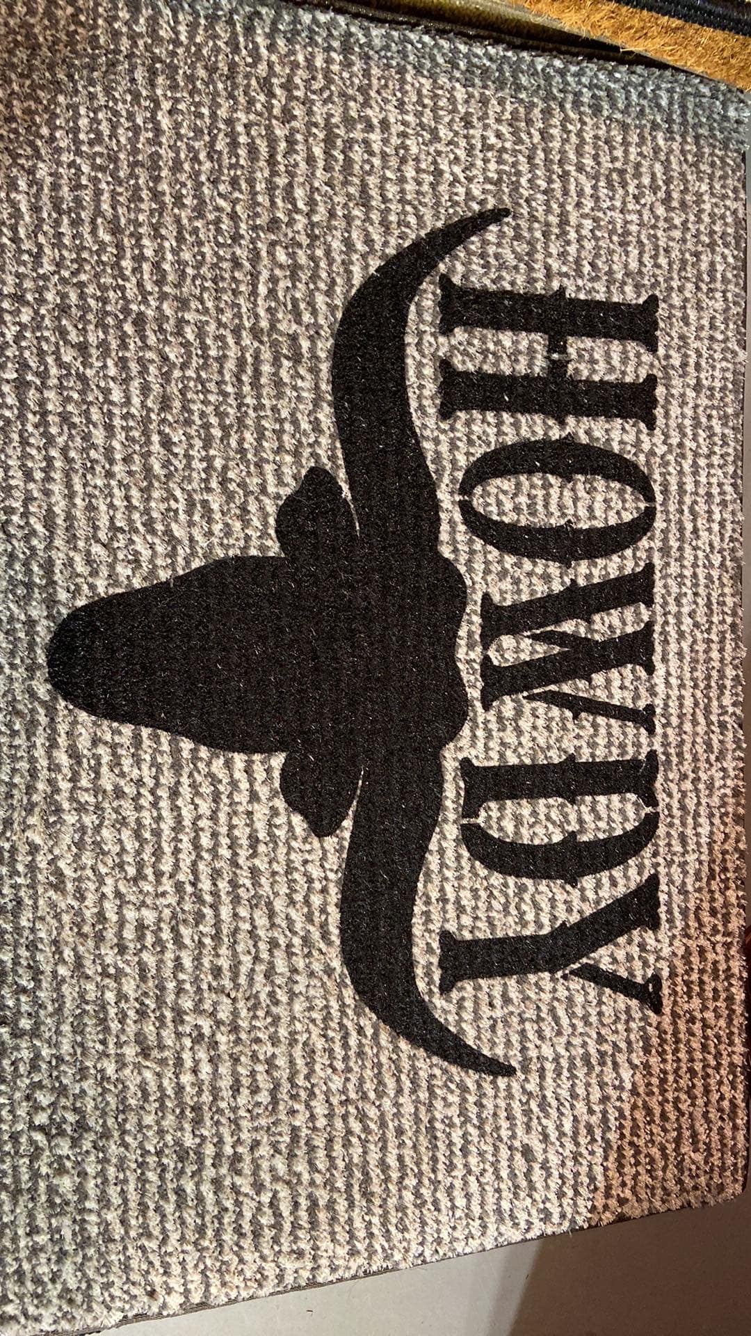 Howdy welcome mat