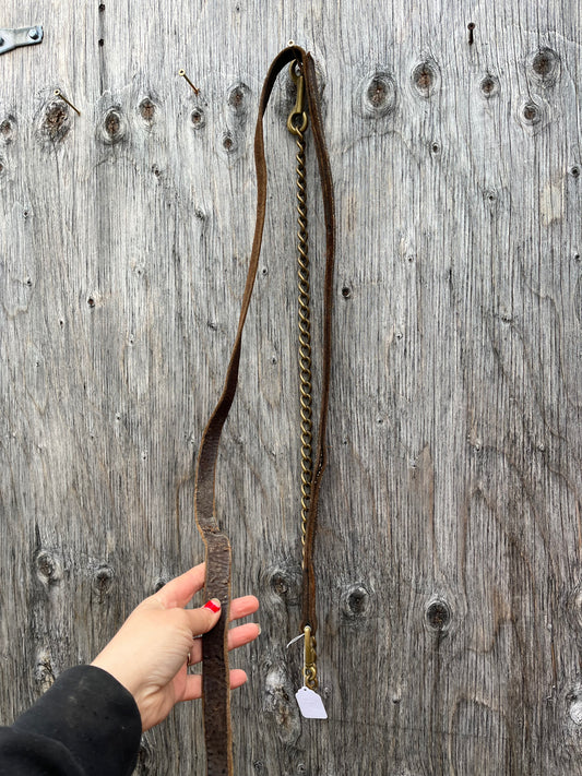 Leather lead with brass snap