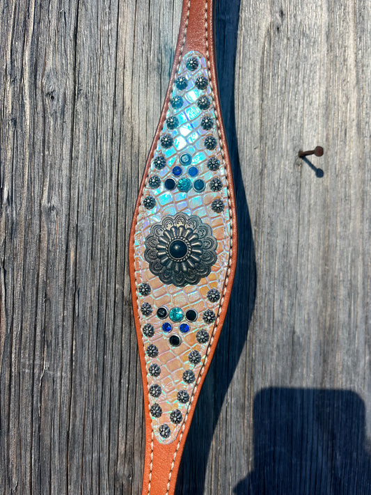 Spotted wither strap