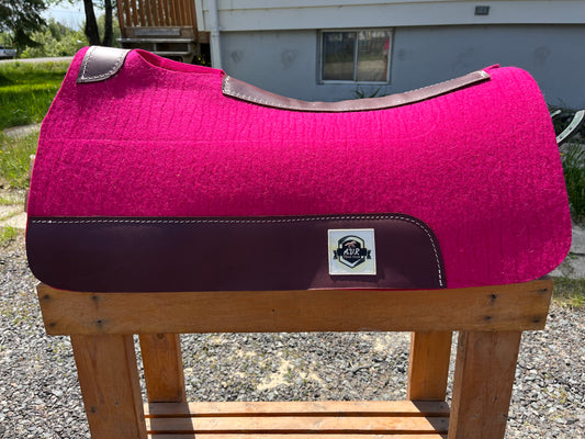 Pink wool pad- wither relief and leg cut out