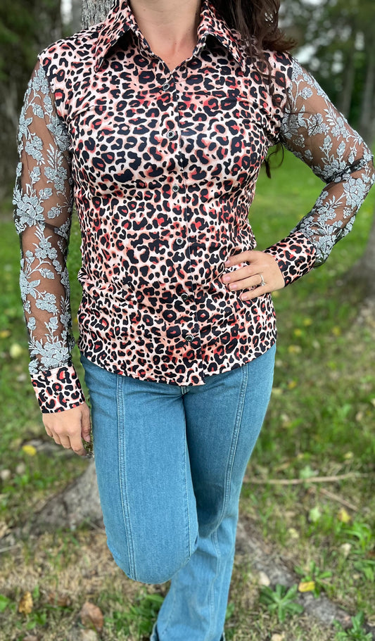 Leopard and lace, smoke button up