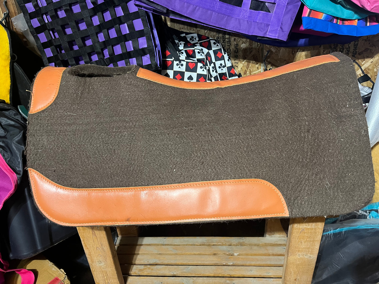 Brown used 32 x 1 felt pad