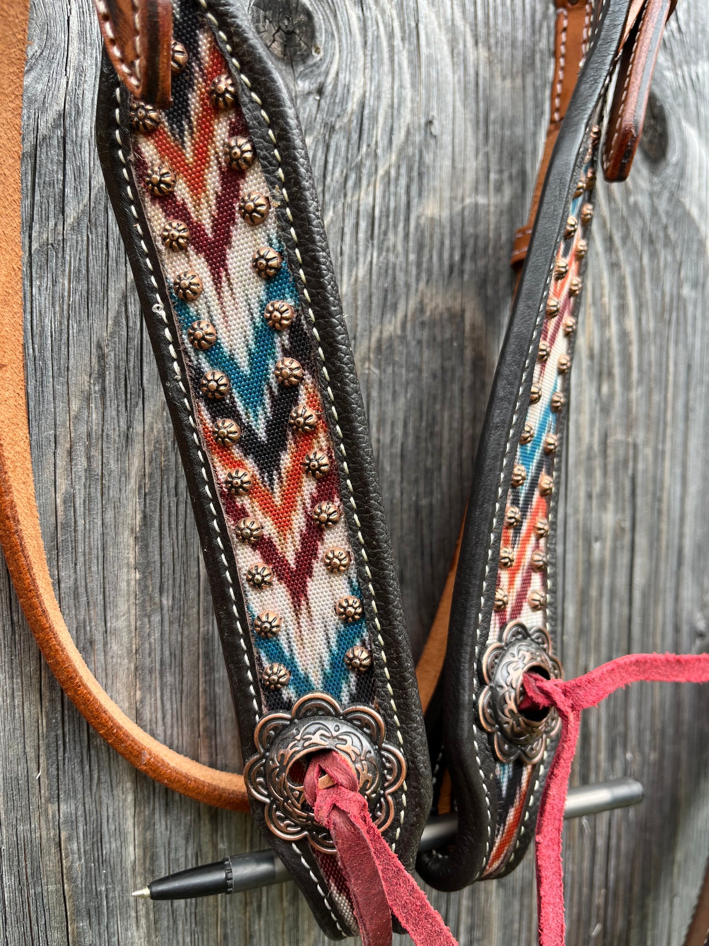 Aztec tack set