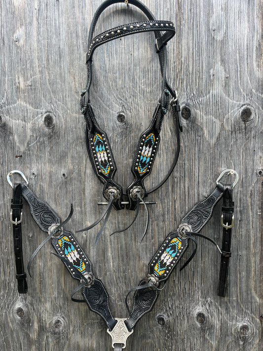 Beaded black tack set