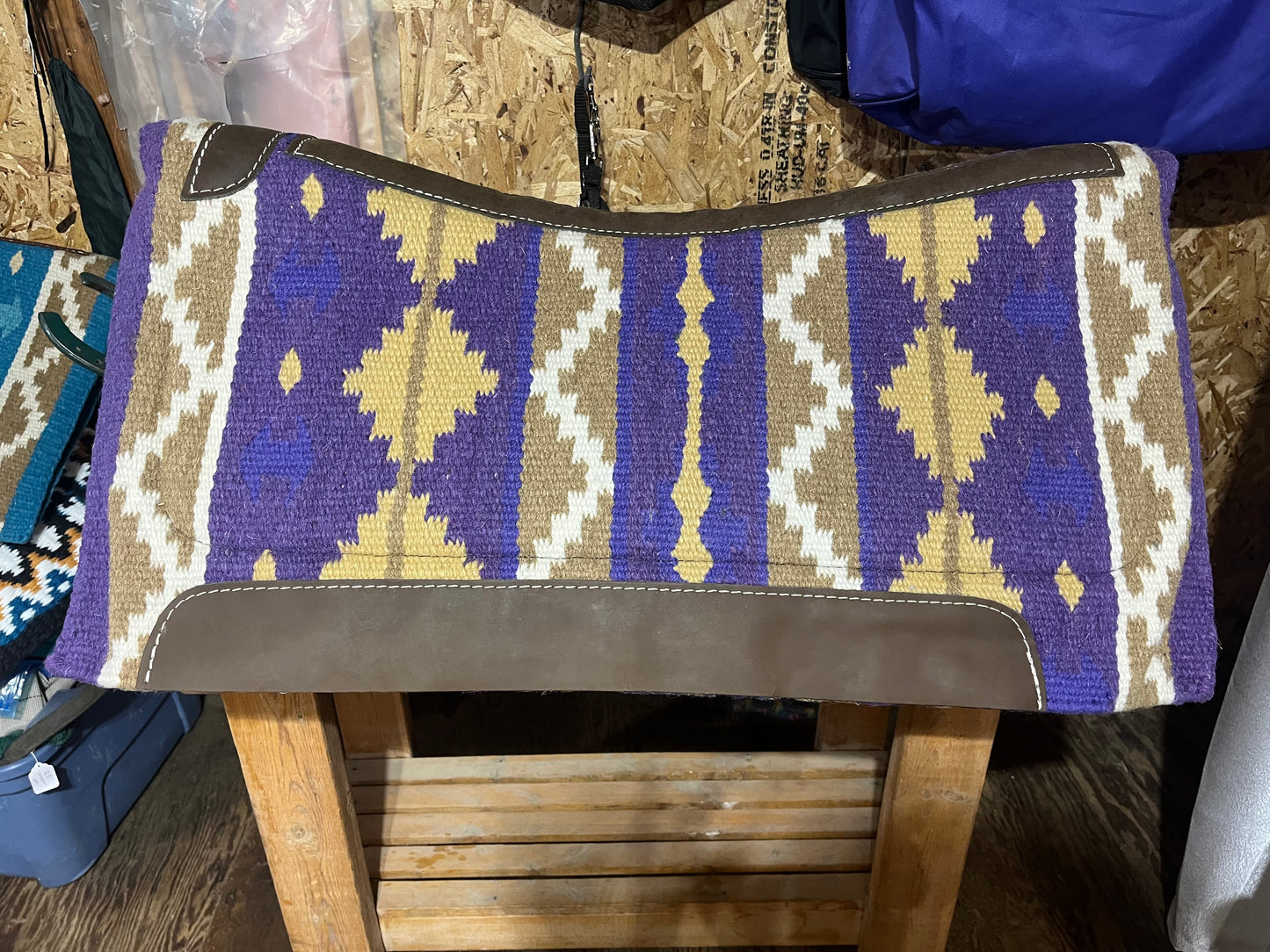 Purple wool top contoured show pad 34x40 with 1” memory felt bottom