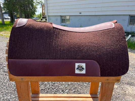 Chocolate wool pad with wither relief and leg cut out