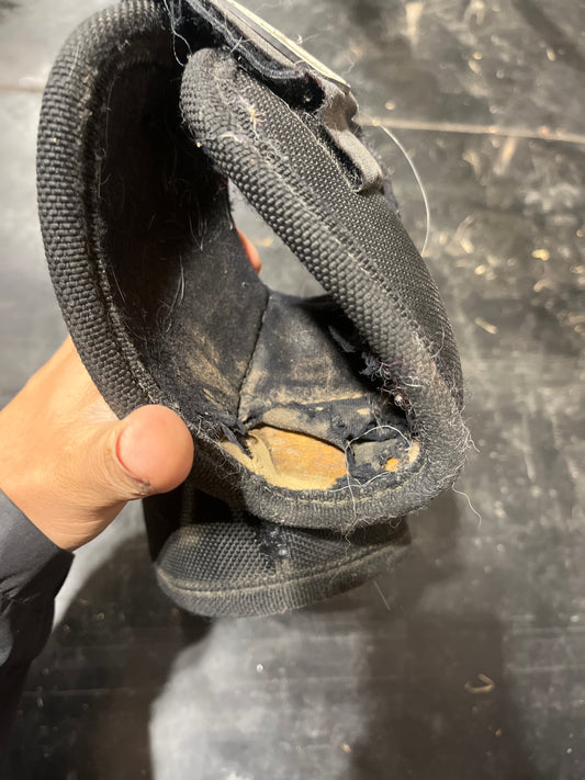 Medium pro choice bells wear on inner lining