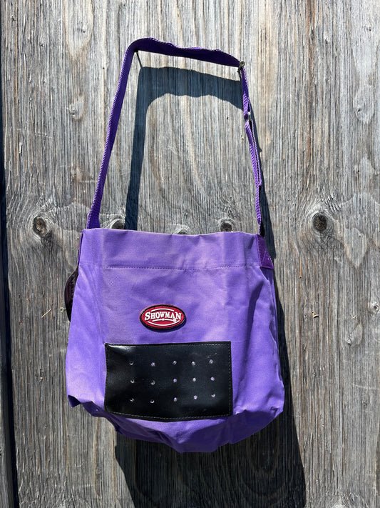 Nylon feed bags with vent