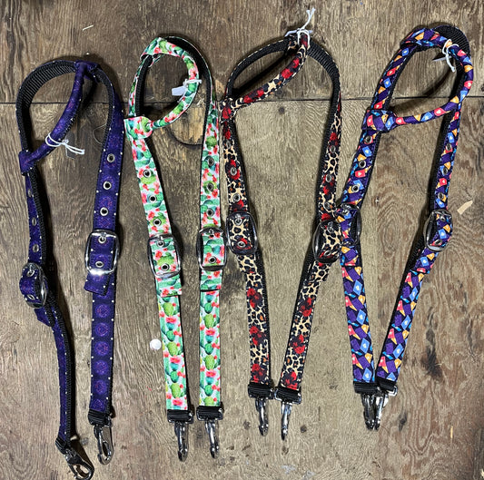Quick change nylon headstalls with snaps