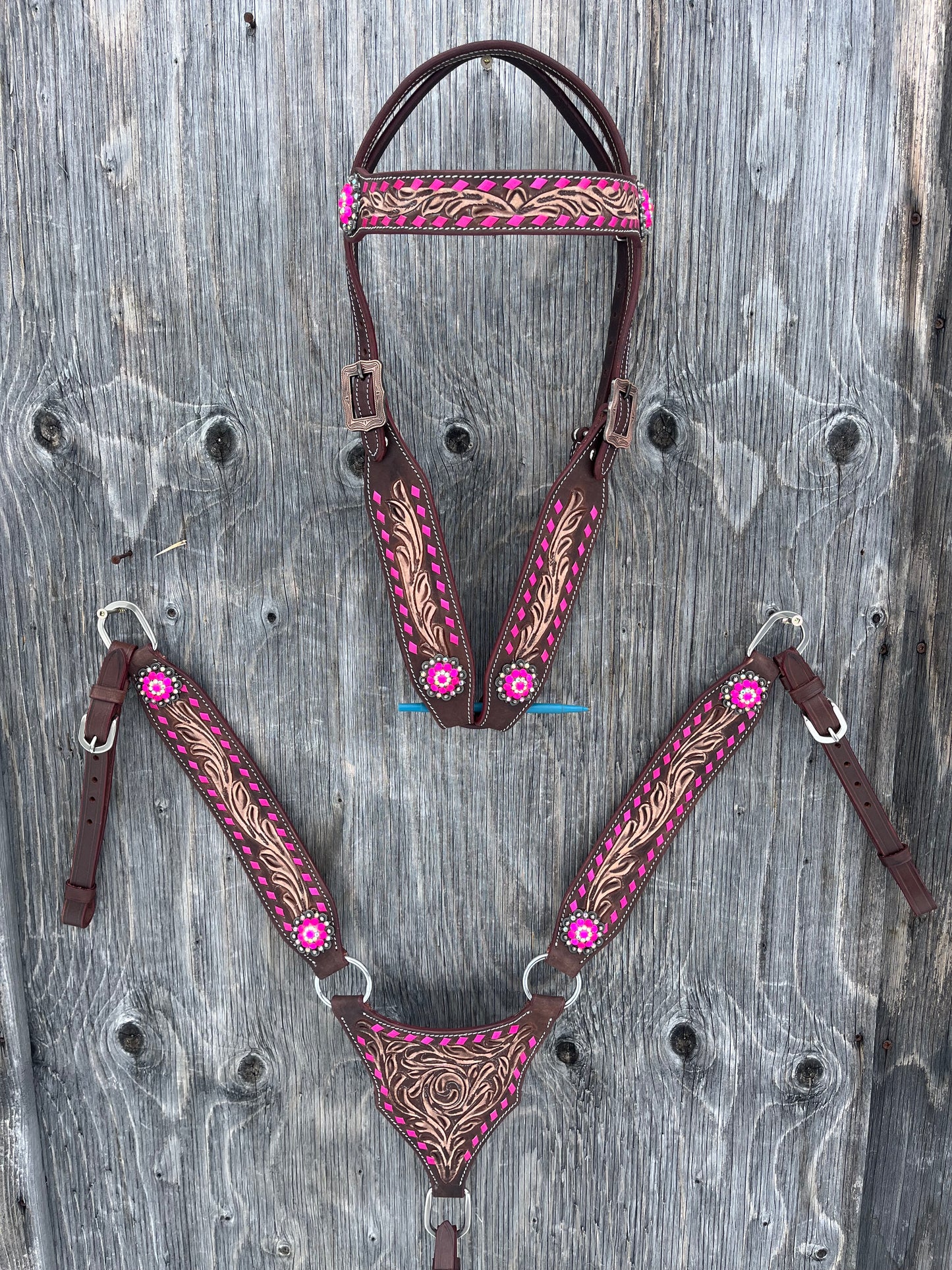 Pink buckstitch gladiator set