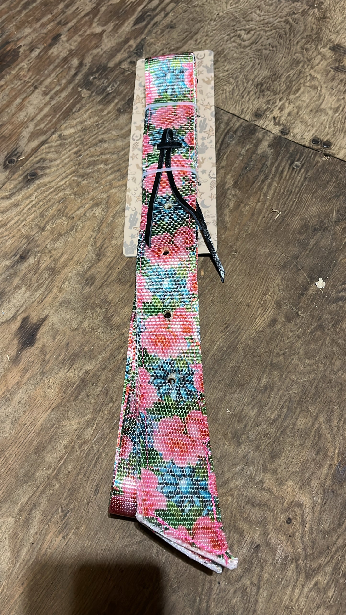 Flower print latigo and off billet set