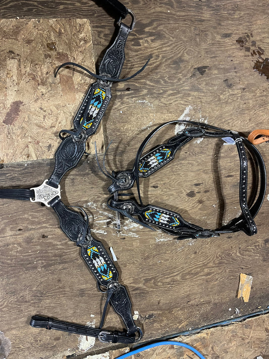 Beaded black tack set