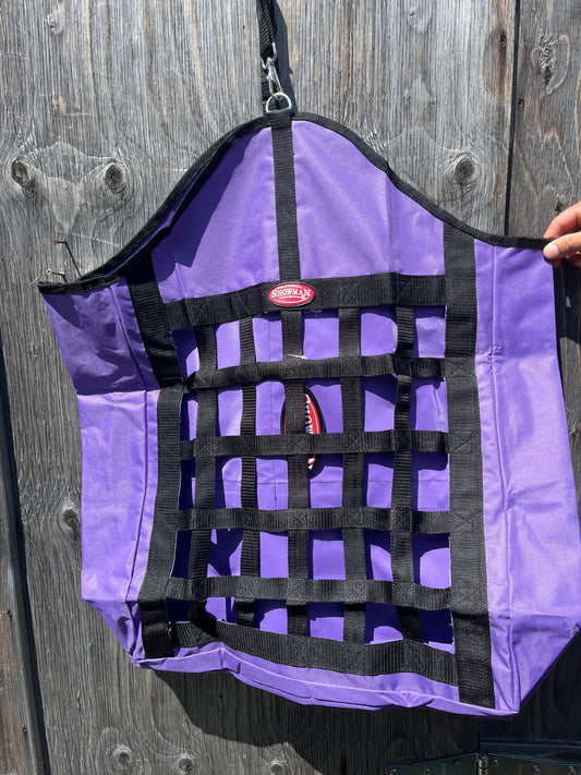 Slow feed netted hay bag