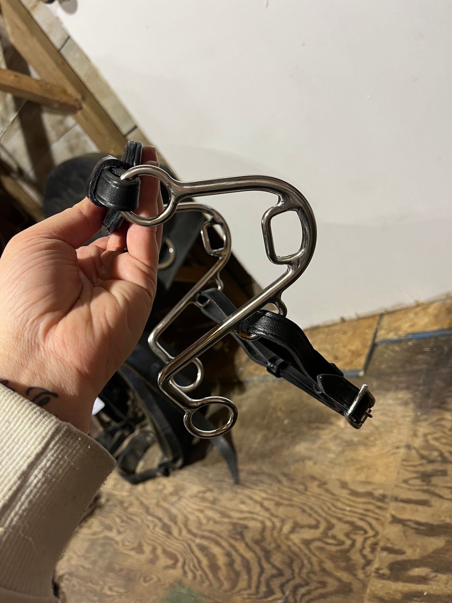Leather padded nose s hackamore