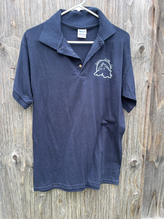 Medium saddle club tee