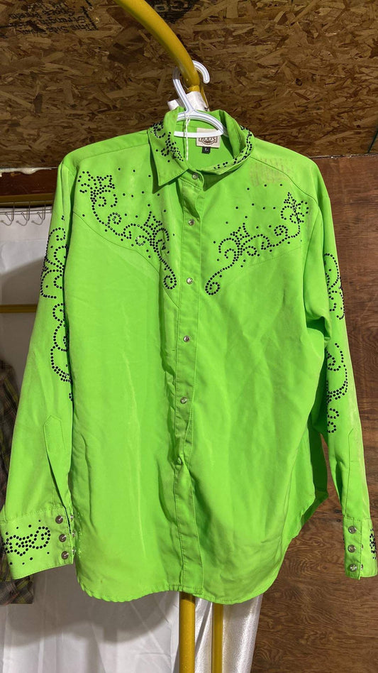 Large rods show shirt