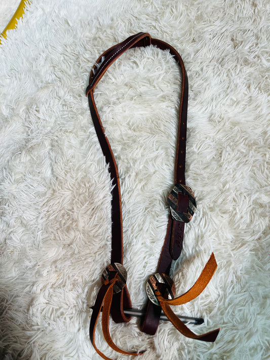One ear fancy buckle headstall with matching slit conchos