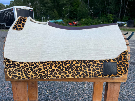 White Cheetah 28 x 1/2” Pad