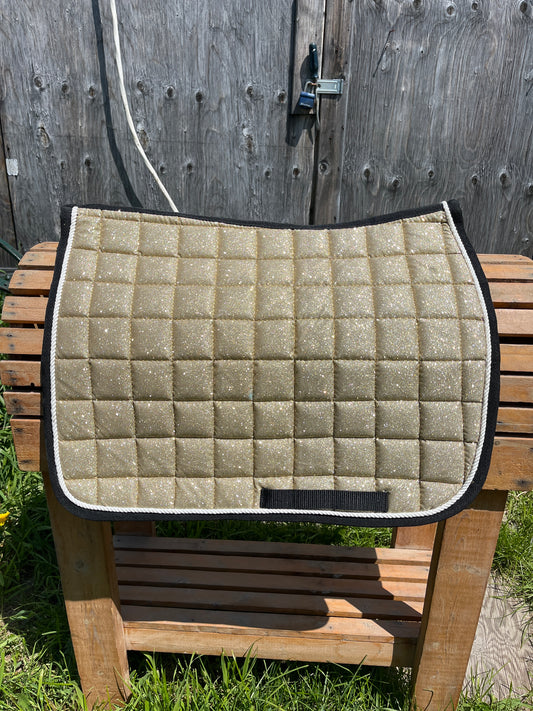 Gold glitter pad
