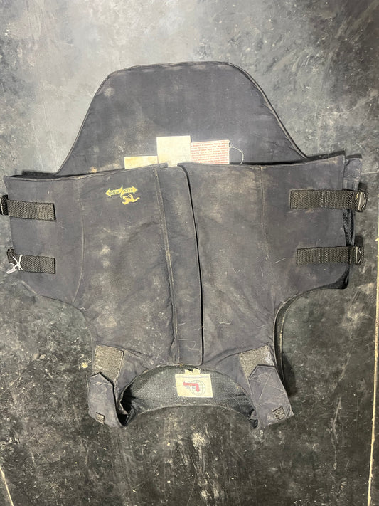 Medium vest