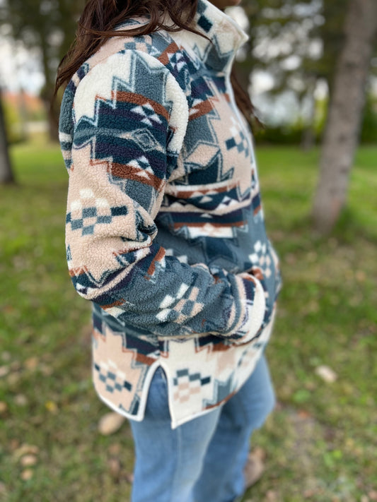 Small blue Aztec wrangler Sherpa quarter zip with pockets