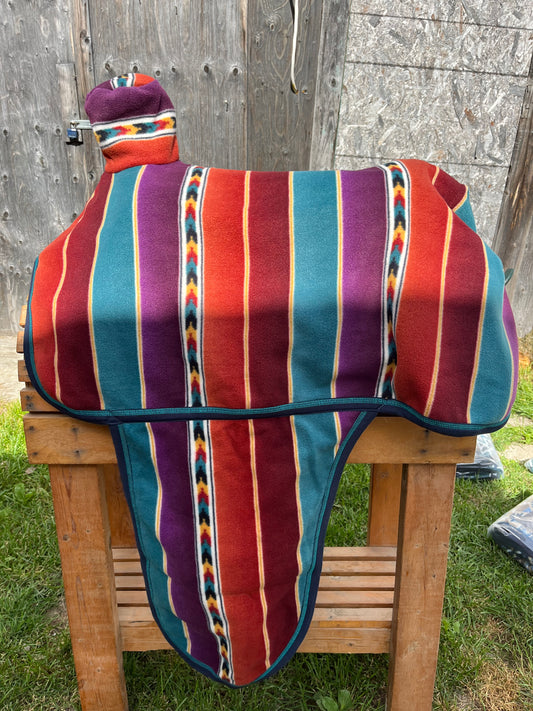 Serape Western fleece full coverage saddle cover with fenders, horn, & stirrup pockets