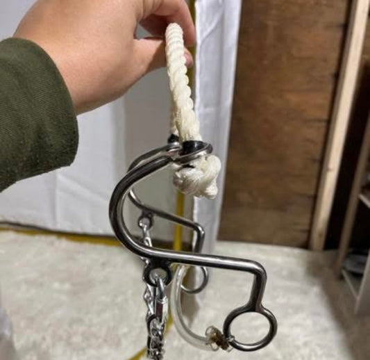 S hackamore