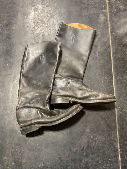 Size 9.5 Boulet