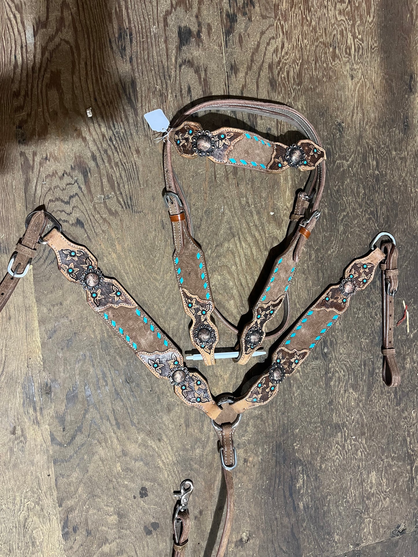 Teal buckstitch tack set