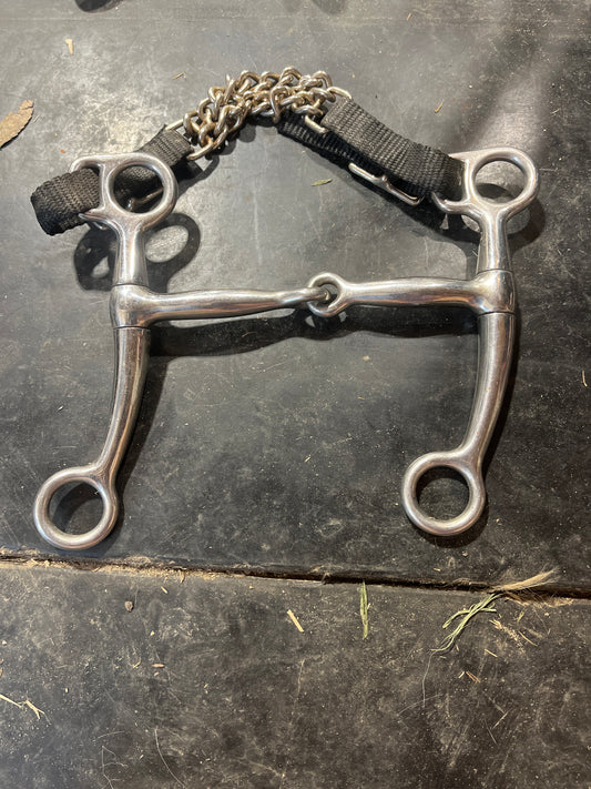 5” with curb strap