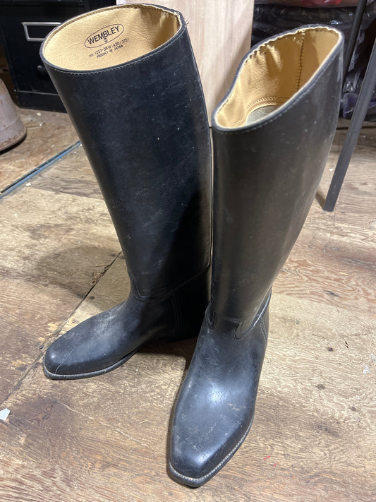 Wembley riding tall boots size 38W