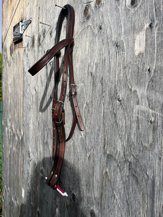 Draft leather headstall missing 1 rivet