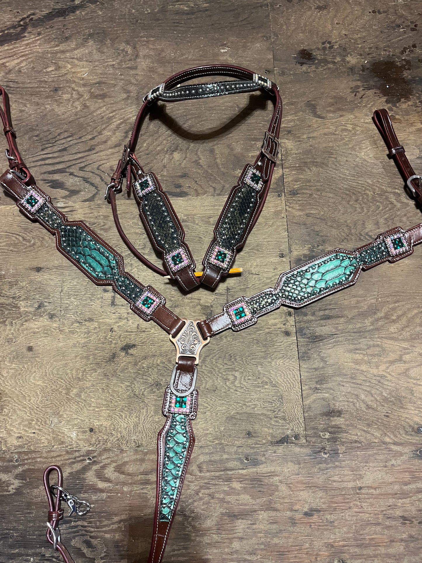 Green browband tack set