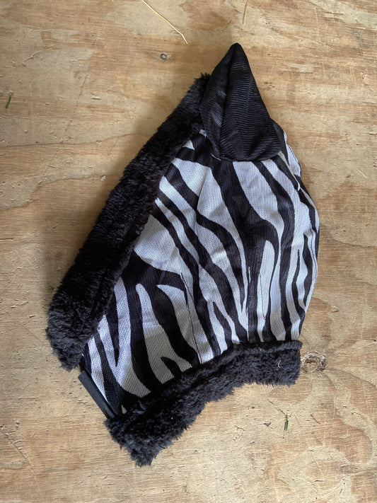 Small fly mask