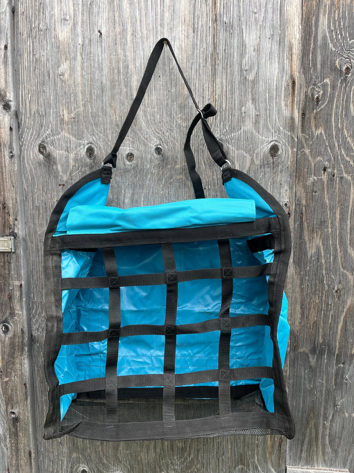 Economy clearance top load hay bags pack of 3 (1 of each color)