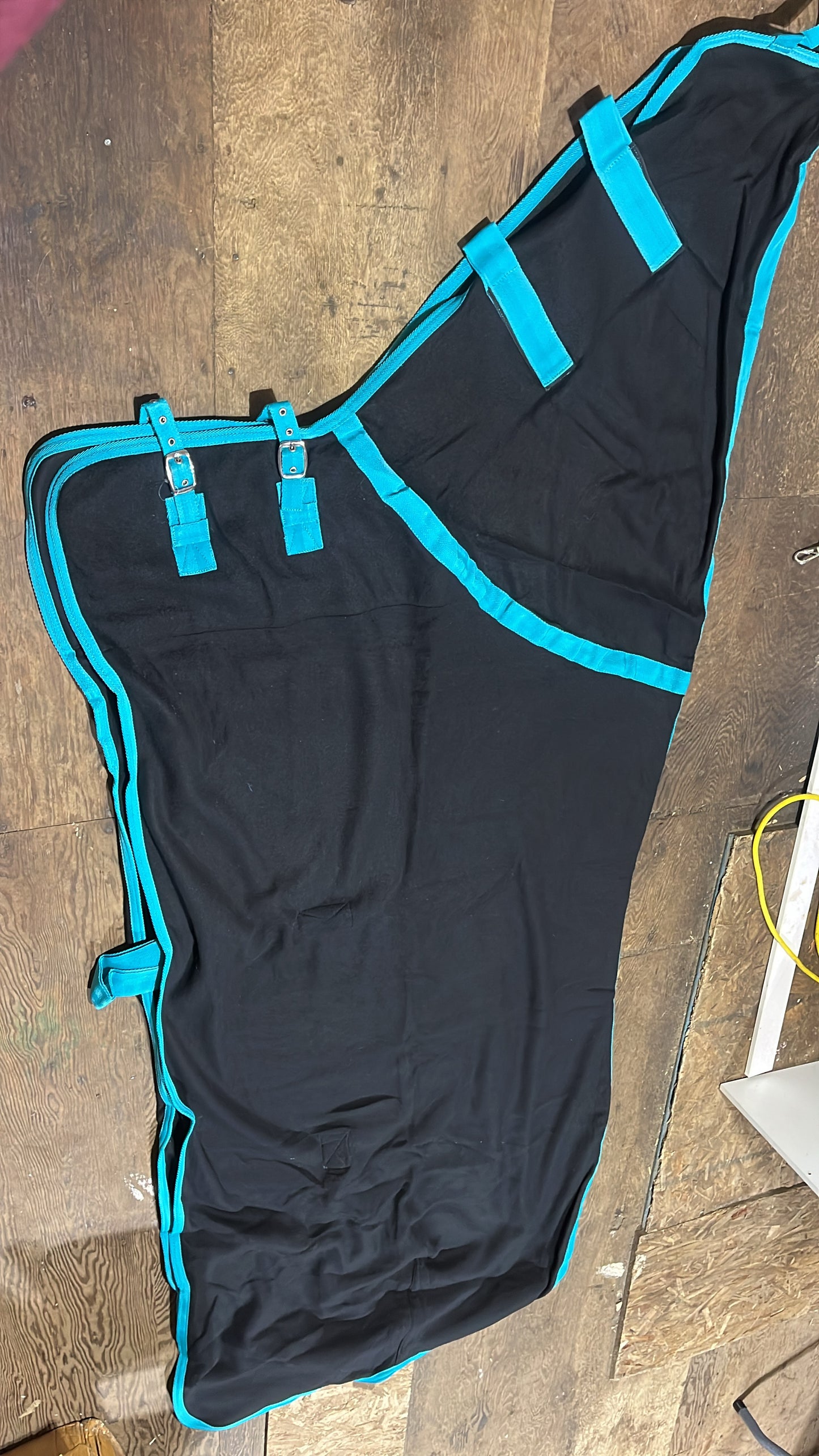 Fleece coolers with neck