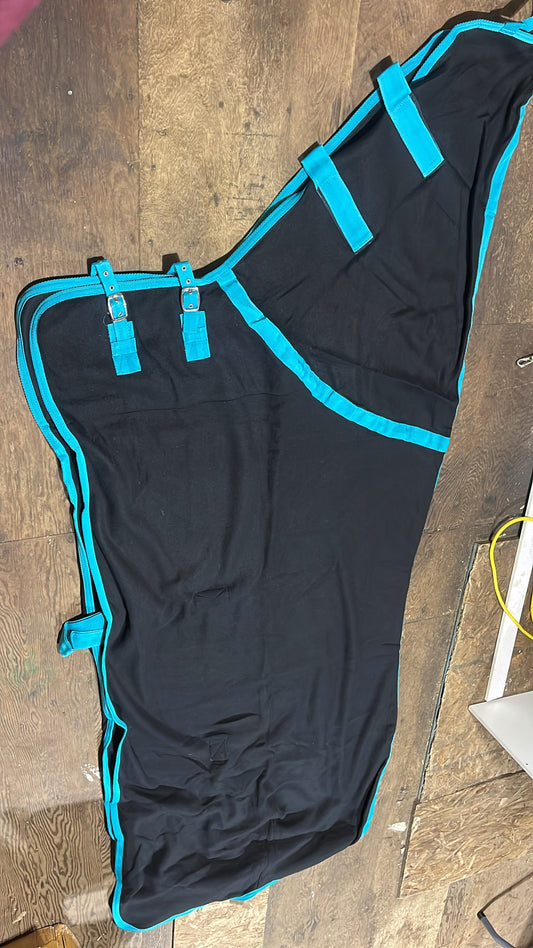 Fleece coolers with neck