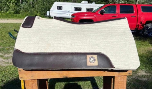 30x30” white wool pad