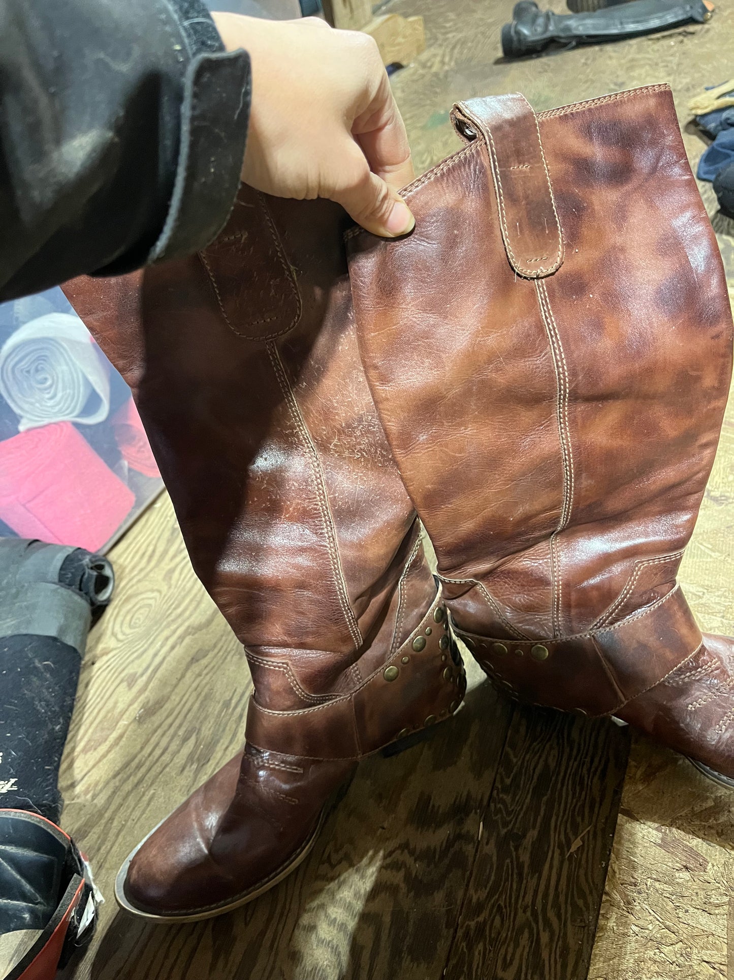 Brown boots with heel size 39