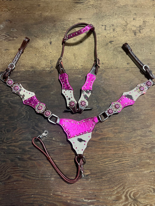 Pink and cowhide one ear tack set