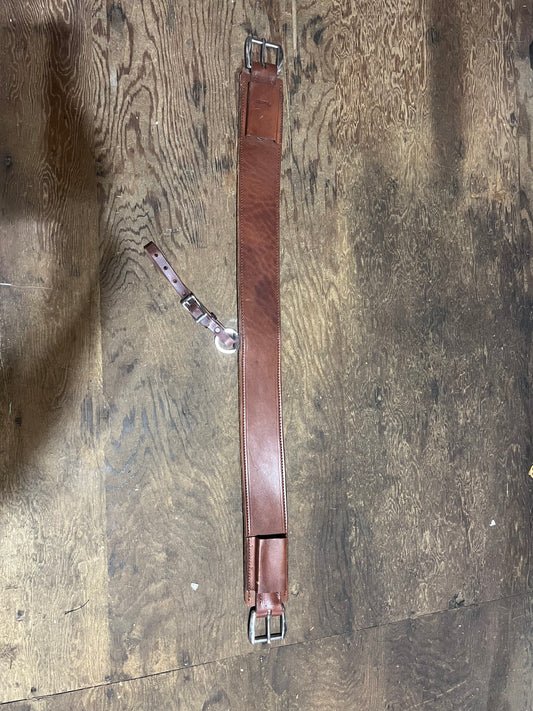 Weaver leather back cinch with connector strap