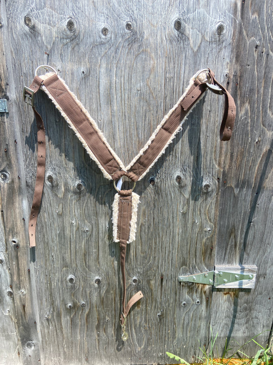 Fleece breastplate