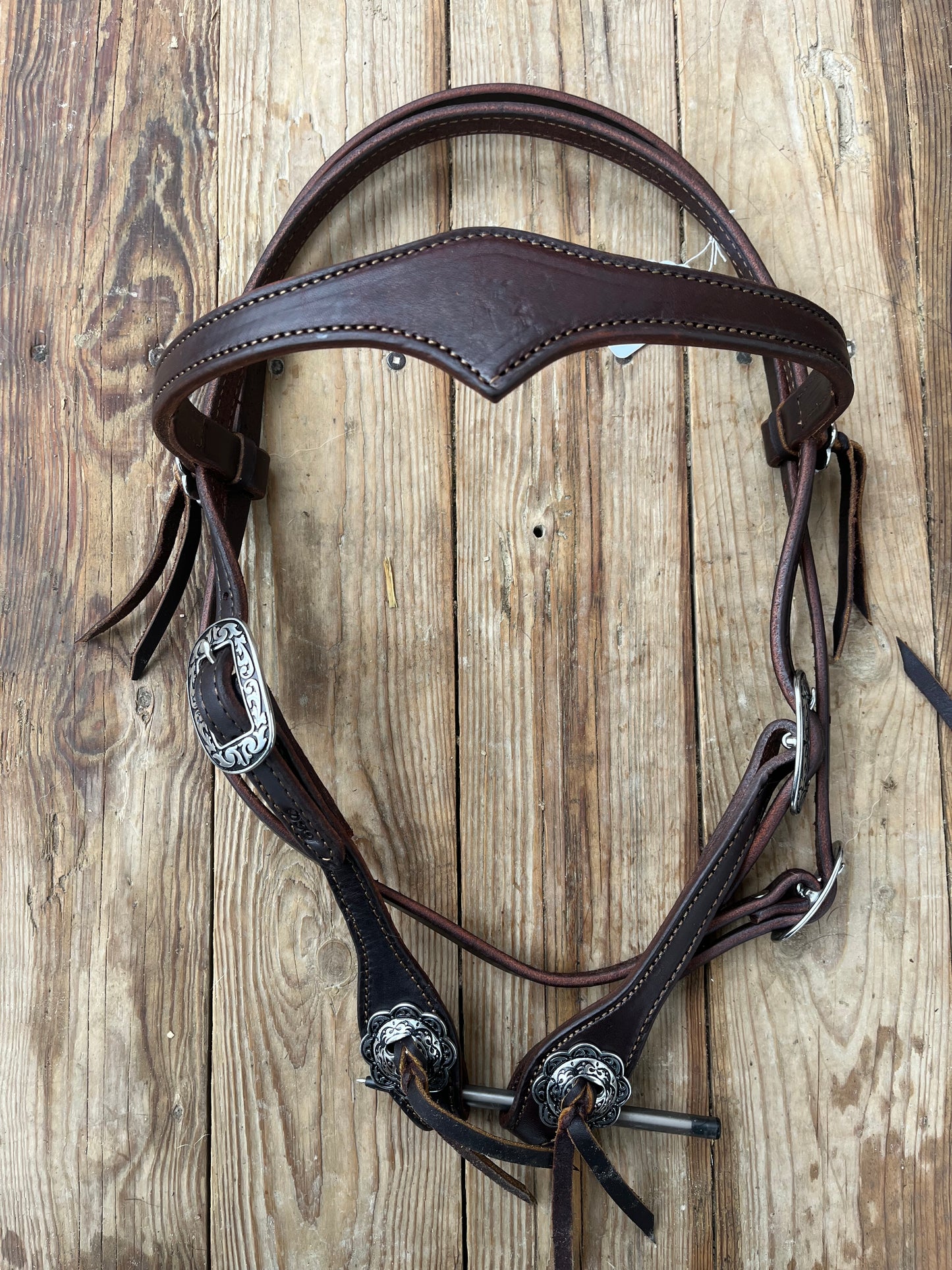 Diamond browband supple leather headstall j watt hardware slot concho ends thin cheeks