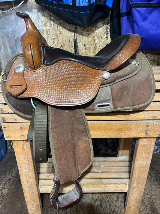 16” fabtron western trail saddle