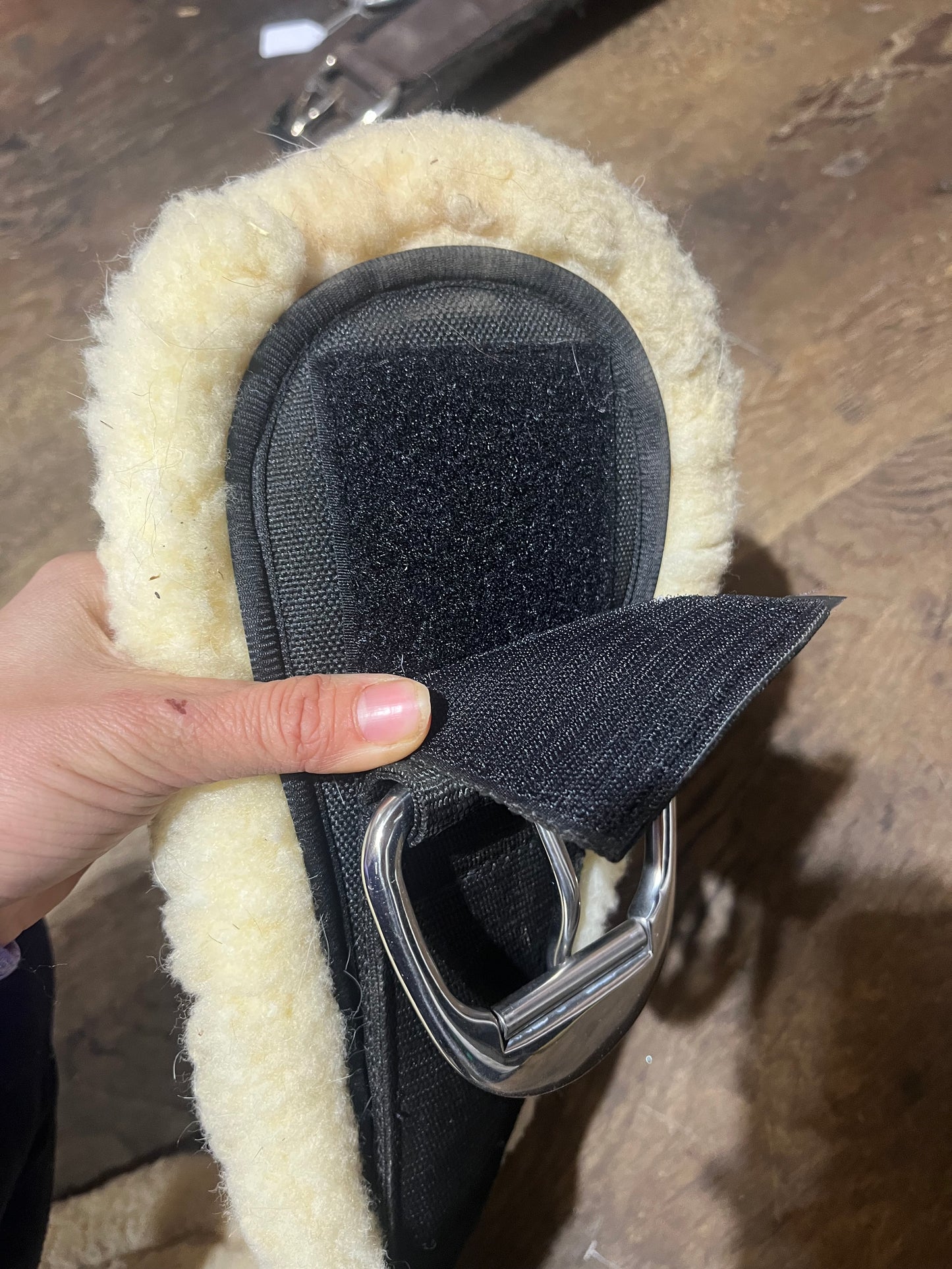 36” reinsman fleece roper cinch with roller buckle and removable backing