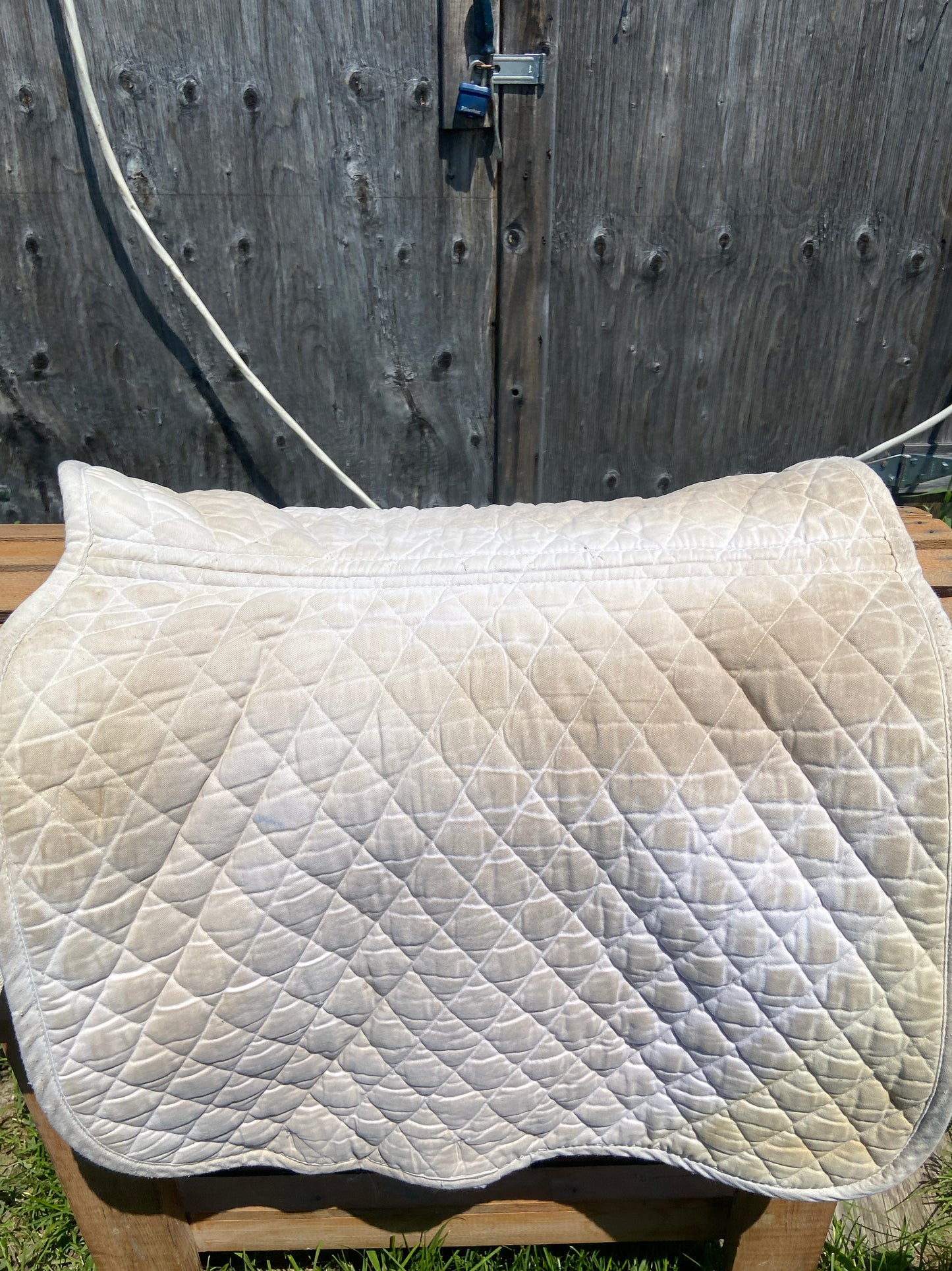 White pad