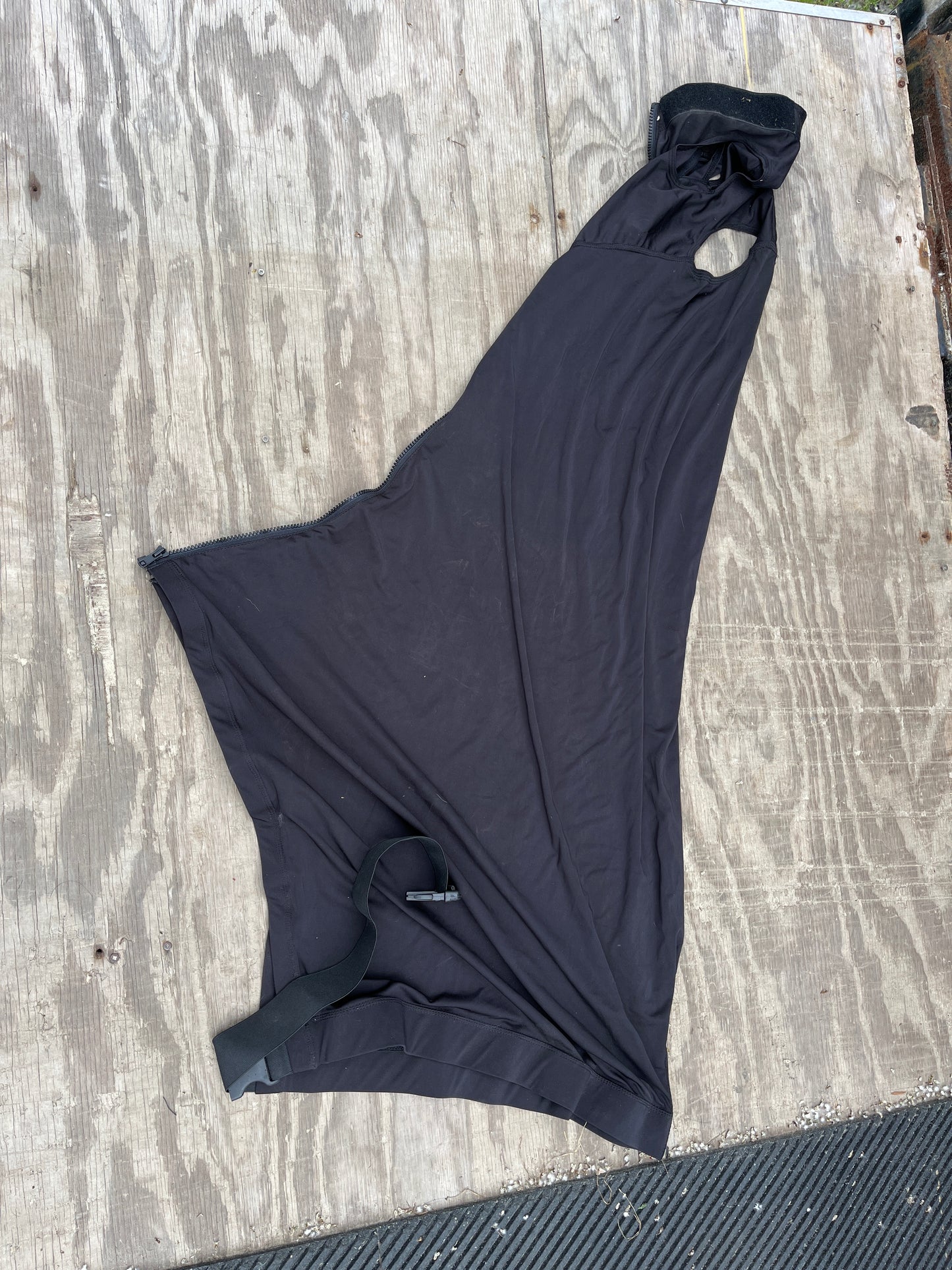 Slinky w zipper believe medium